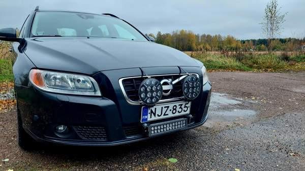 Volvo V70 Chukotskiy Avtonomnyy Okrug - valokuva 3