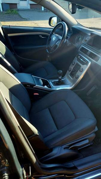 Volvo V70 Chukotskiy Avtonomnyy Okrug - valokuva 4