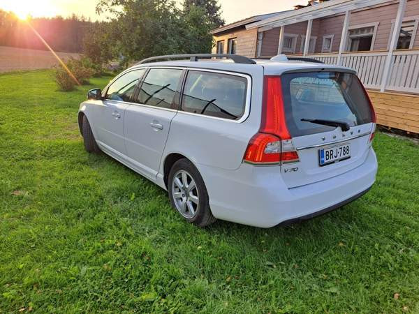 Volvo V70 Ugleural'skiy – foto 4