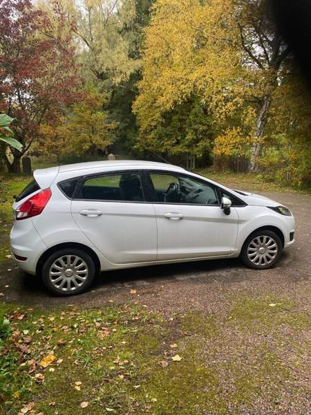 Ford Fiesta Vantaa - photo 1