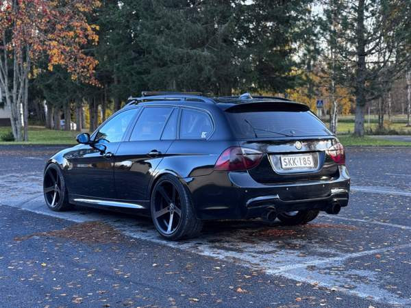 BMW 330 Vaasa - valokuva 4