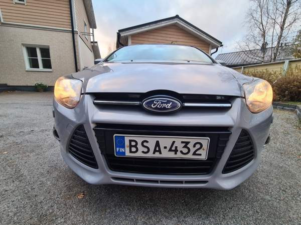 Ford Focus Vantaa - valokuva 4