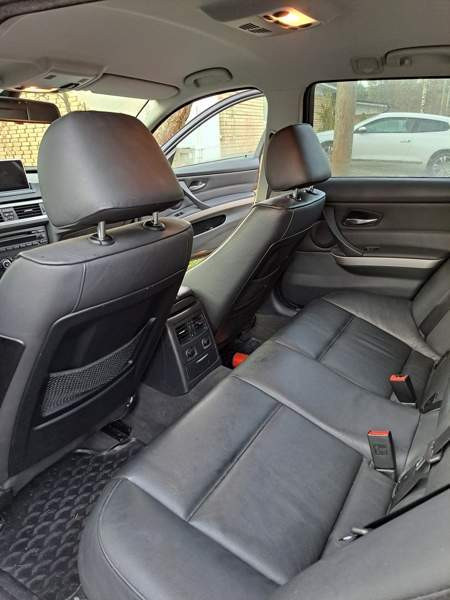 BMW 330 Oulu - valokuva 6