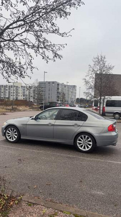 BMW 320 Espoo - valokuva 4