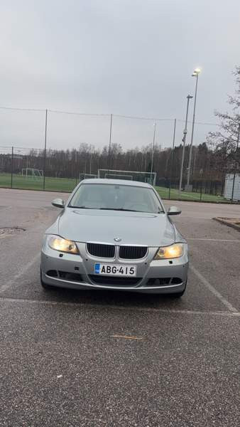 BMW 320 Espoo - valokuva 1