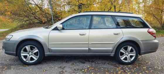 Subaru Outback Вантаа