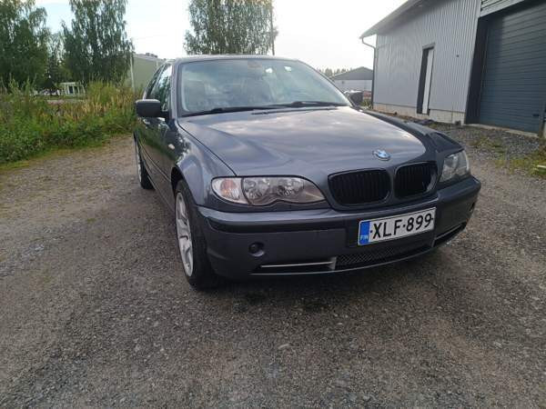 BMW 330 Mikkeli - valokuva 1