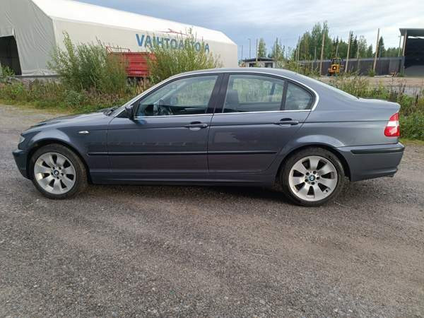 BMW 330 Mikkeli - valokuva 5