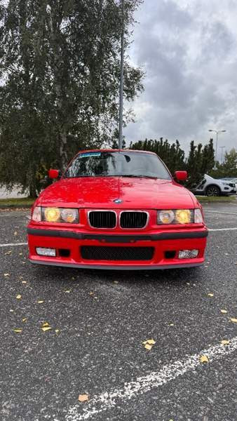 BMW 318iS Turtkul - valokuva 4
