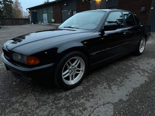 BMW 728 Vantaa - valokuva 4