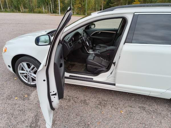 Volvo V70 Hämeenlinna - valokuva 5