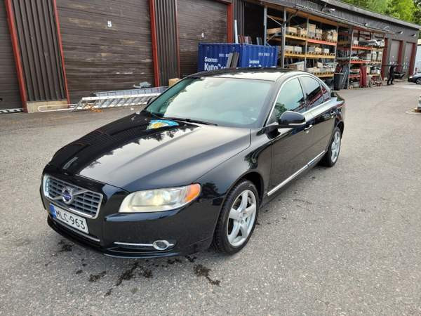 Volvo S80 Glebychevo - valokuva 2