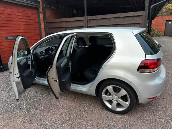 Volkswagen Golf Vihti - valokuva 8