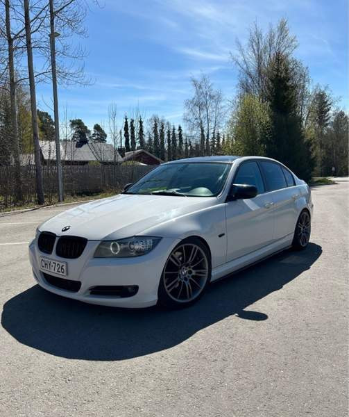 BMW 320 Järvenpää - valokuva 3