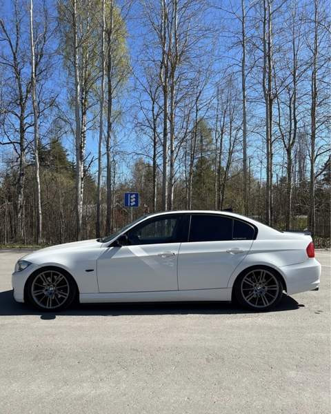 BMW 320 Järvenpää - valokuva 4