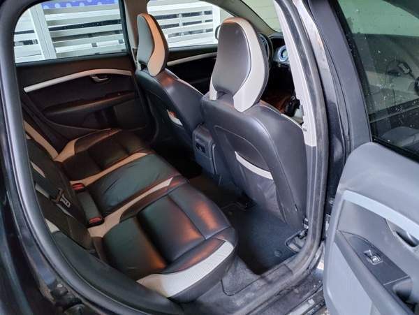 Volvo V70 Luga – foto 7