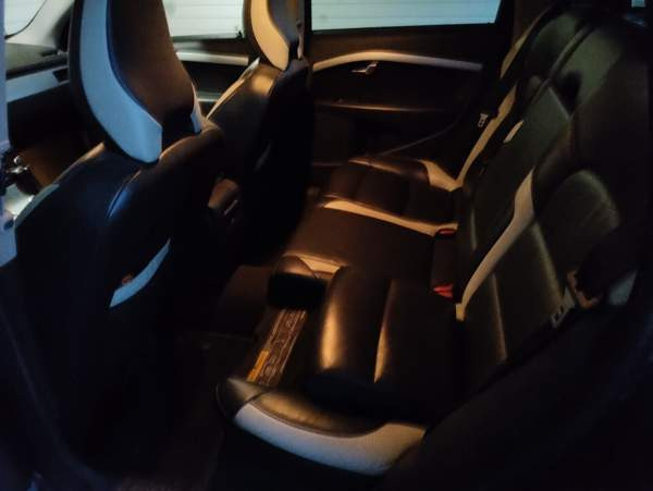 Volvo V70 Луга - изображение 8