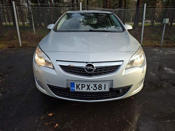 Opel Astra Oulu – foto 1