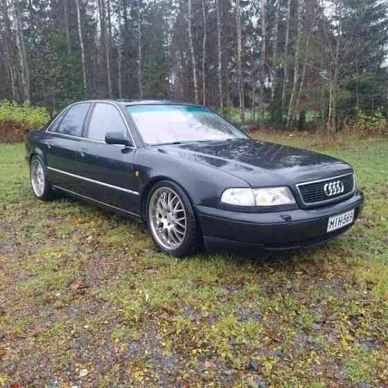 Audi A8 Lumijoki