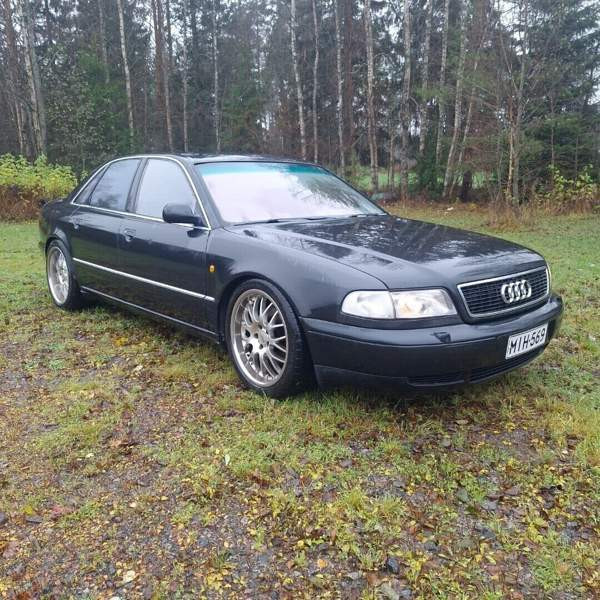 Audi A8 Lumijoki - valokuva 4