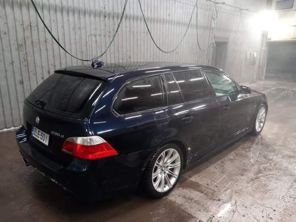 BMW 535 Pornainen - valokuva 4