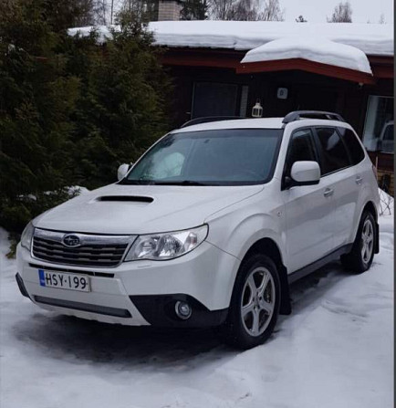 Subaru Forester Pylkönmäki - valokuva 1