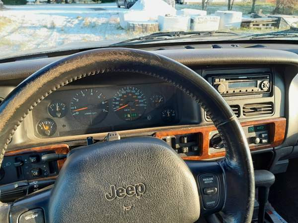 Jeep Grand Cherokee Lumijoki - изображение 7