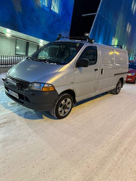 Toyota Hiace Mikkeli - photo 2