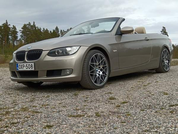 BMW 325 Raisio - valokuva 5