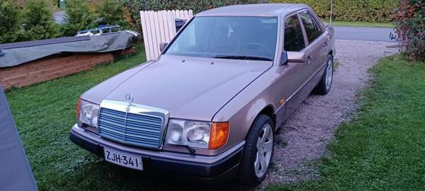 Mercedes-Benz 280 Хямеэнлинна - изображение 5