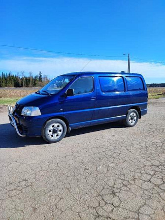 Toyota Hiace Ulvila - valokuva 1