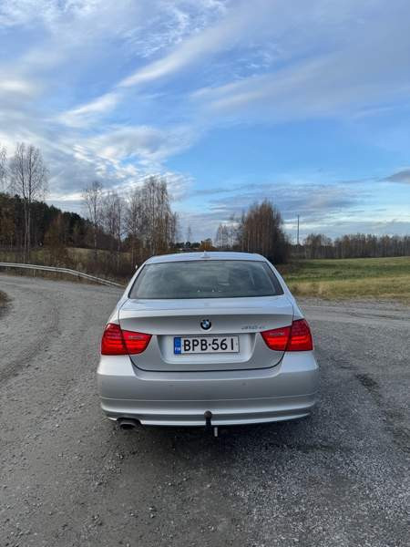 BMW 318 Alavus - valokuva 4