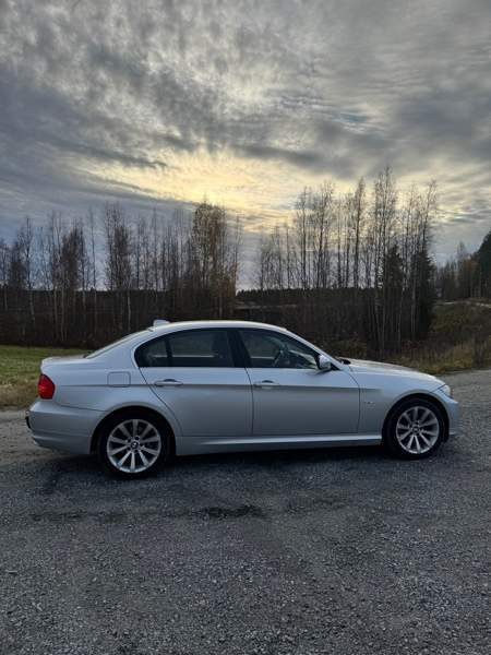 BMW 318 Alavus - valokuva 6