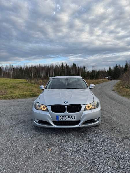 BMW 318 Alavus - valokuva 2