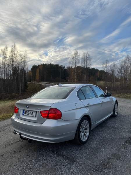 BMW 318 Alavus - valokuva 5