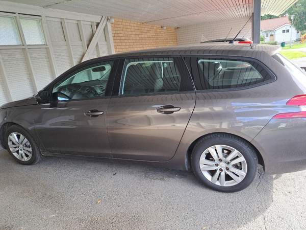 Peugeot 308 Oulu - valokuva 4