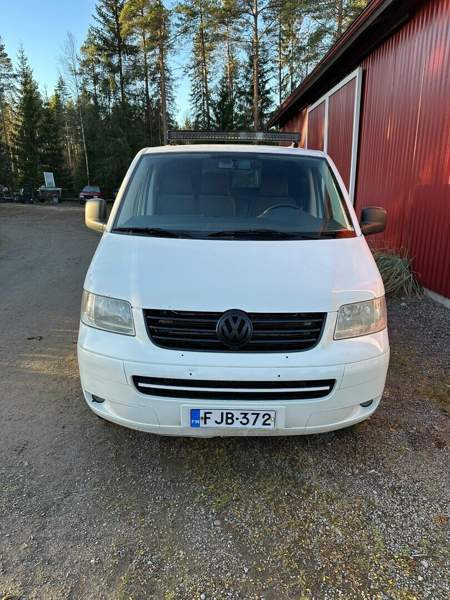 Volkswagen Transporter Syevyerodonets'k - valokuva 2