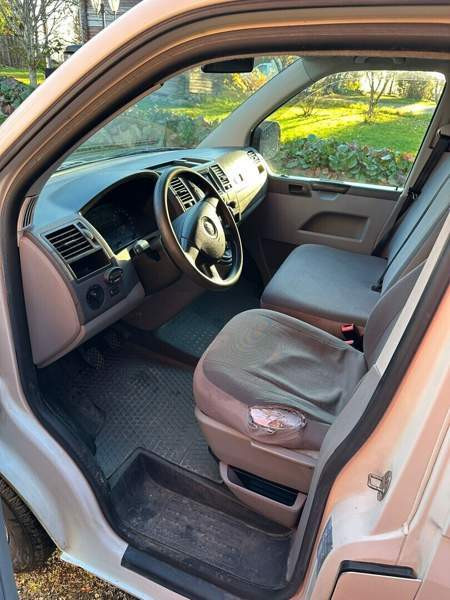 Volkswagen Transporter Syevyerodonets'k - valokuva 5