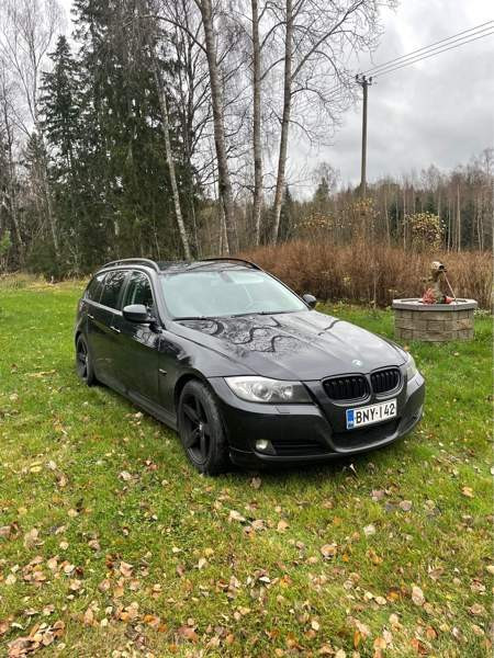 BMW 318 Jyvaeskylae - photo 1