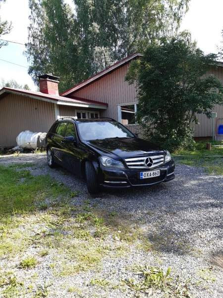 Mercedes-Benz 220 Keuruu - valokuva 5