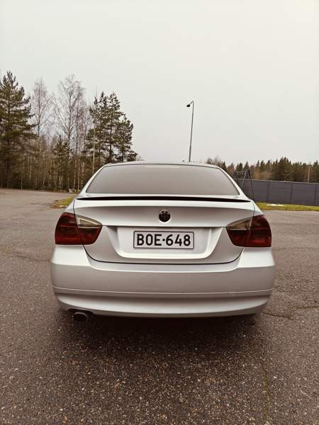 BMW 320 Glebychevo - valokuva 5