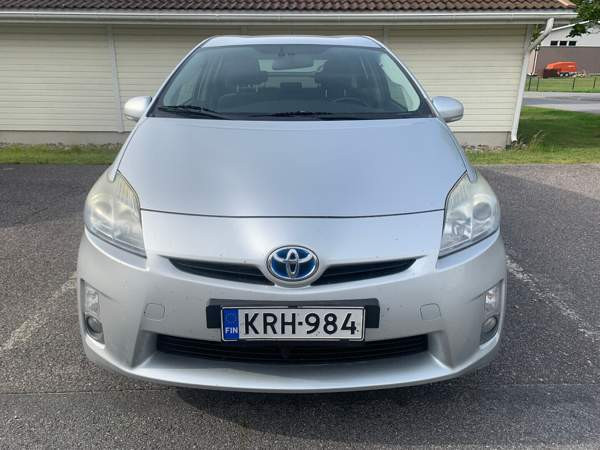 Toyota Prius Kaarina - valokuva 2