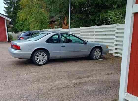 Ford Thunderbird Туусула