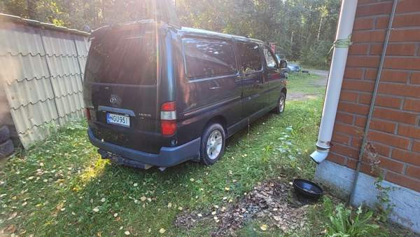 Toyota Hiace Siilinjaervi - valokuva 4