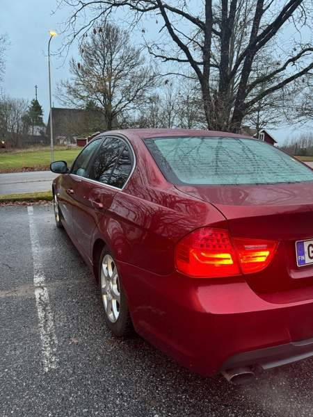 BMW 318 Raasepori - valokuva 4