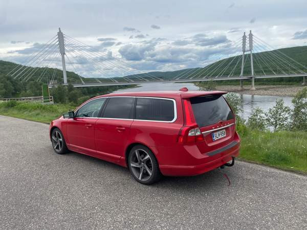 Volvo V70 Kuusamo - valokuva 3