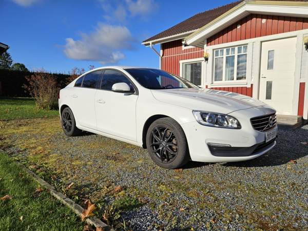 Volvo S60 Tampere - photo 2