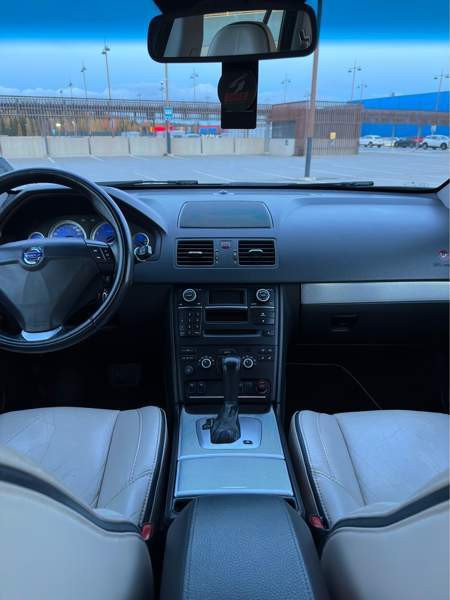 Volvo XC90 Холлола - изображение 6