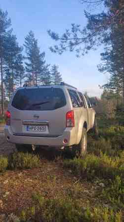 Nissan Pathfinder Macau