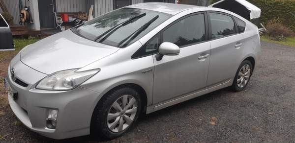 Toyota Prius Ylöjärvi - valokuva 1